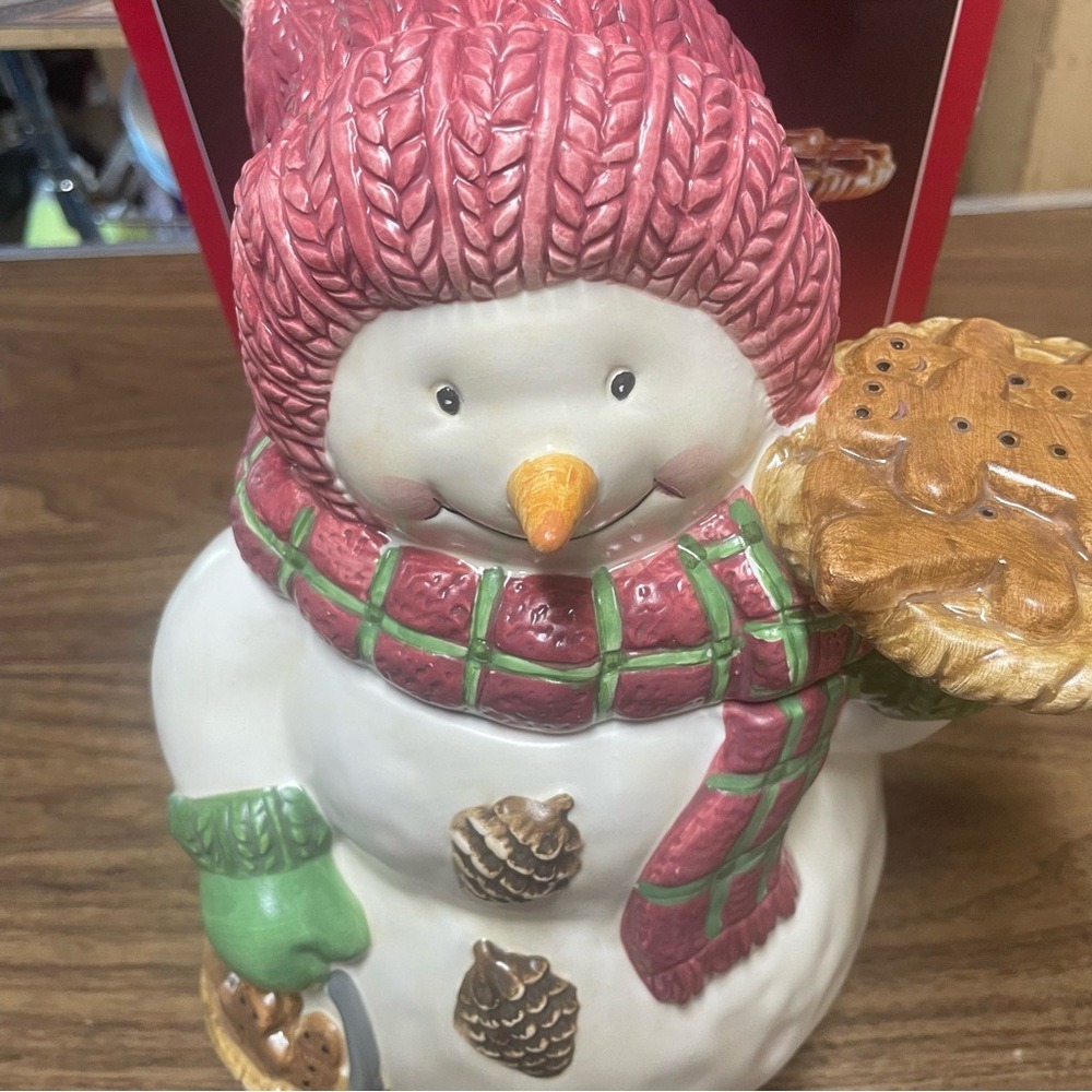 Holiday Time Ceramic Cookie Jar Snowman with Pie Christmas Holiday Decor - Picture 3 of 12